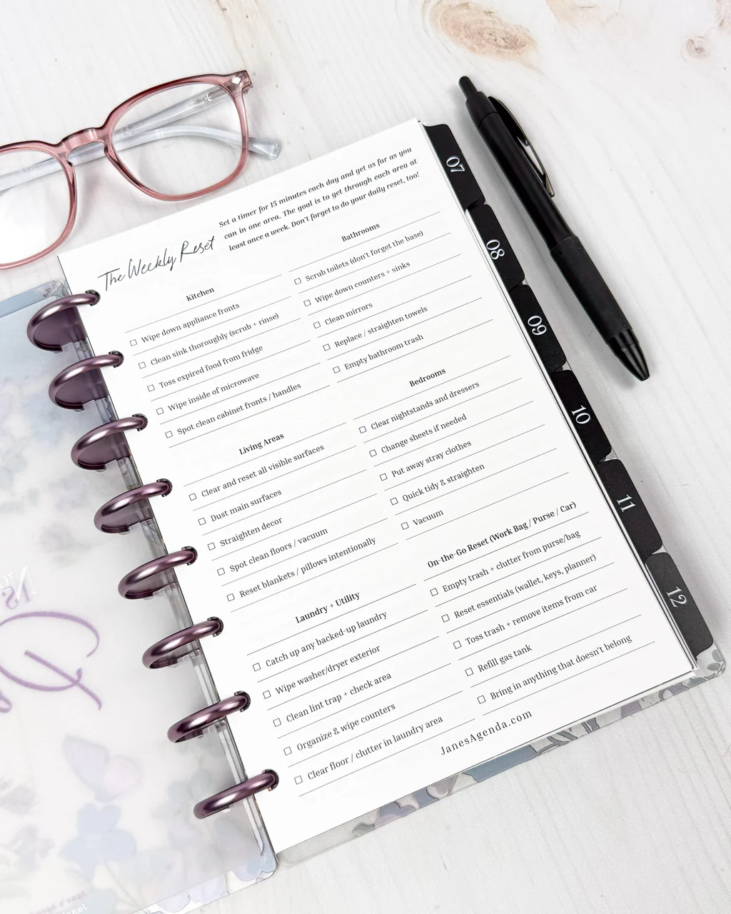 Civics and Government worksheet for Kindergarten A fun worksheet for kindergarteners to identify items that don't belong in a girl's bedroom, like a lawnmower. What Doesn't Belong: Bedroom worksheet for early learners.