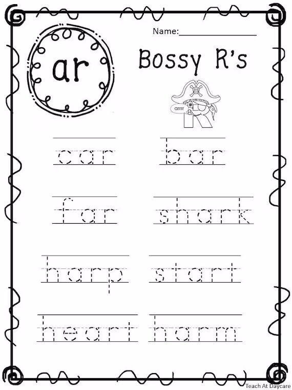 Worksheet featuring various objects that start with the letter R for phonics practice