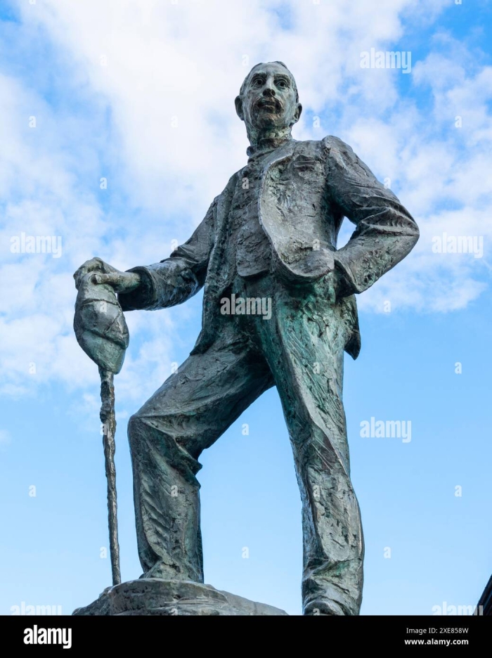 Sixth grade worksheet for analyzing A.E. Housman's poem When I Was One-and-Twenty