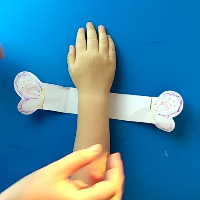 Engaging Make Butterfly Bracelets activity for young learners Colorful butterfly bracelet craft worksheet for kindergarten phonics